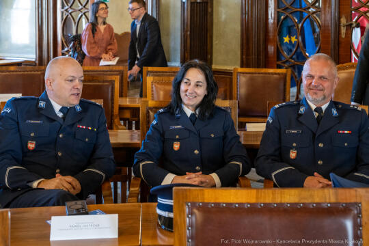 Miszalski, Bezpieczny Kraków, nagrody, policja, straż miejska, straż pożarna, wręczenie, zdjęc