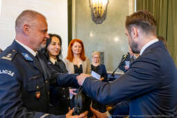 Miszalski, Bezpieczny Kraków, nagrody, policja, straż miejska, straż pożarna, wręczenie, zdjęc