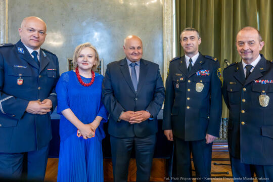 Miszalski, Bezpieczny Kraków, nagrody, policja, straż miejska, straż pożarna, wręczenie, zdjęc