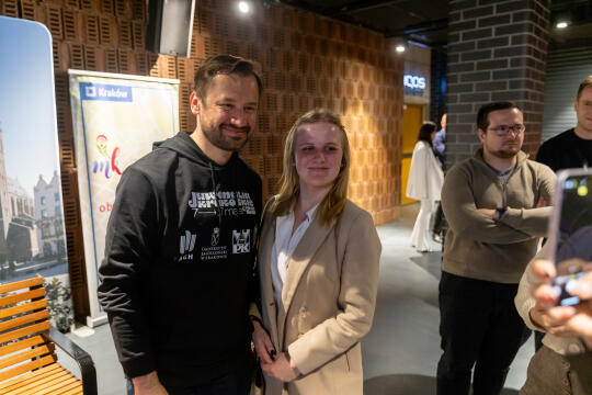 20250522-BSK_7829.jpg-Ławka, Miszalski, Studenci