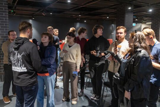 20250522-BSK_7848.jpg-Ławka, Miszalski, Studenci