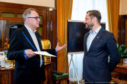 Miszalski, MOCAK, Adam Budak, akt powołania, wręczenie, zdjęcia