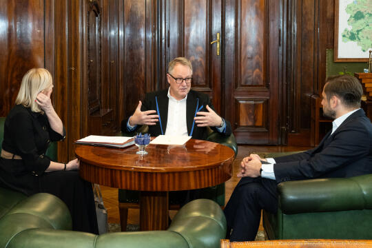 Miszalski, MOCAK, Adam Budak, akt powołania, wręczenie, zdjęcia