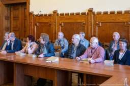 UMK_9167.jpg-Besuch einer Gruppe von Politikern aus Mittelfranken