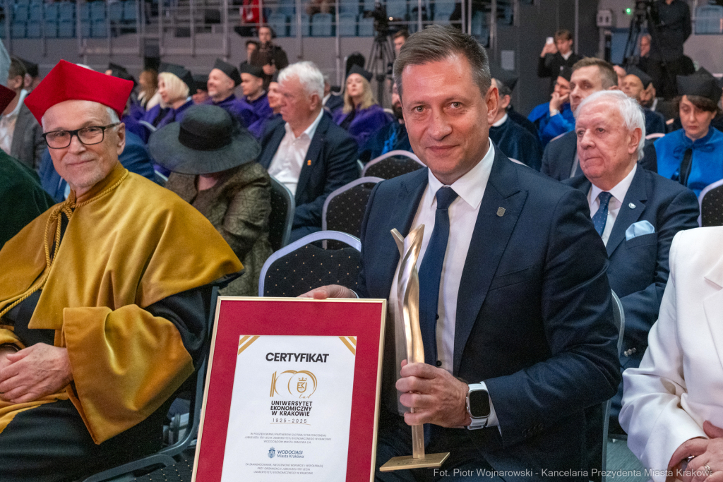 Uniwersytet Ekonomiczny, 100 lat, jubileusz, Miszalski, Buzek, Mazur, Kosek, Honoris Causa  Autor: P. Wojnarowski