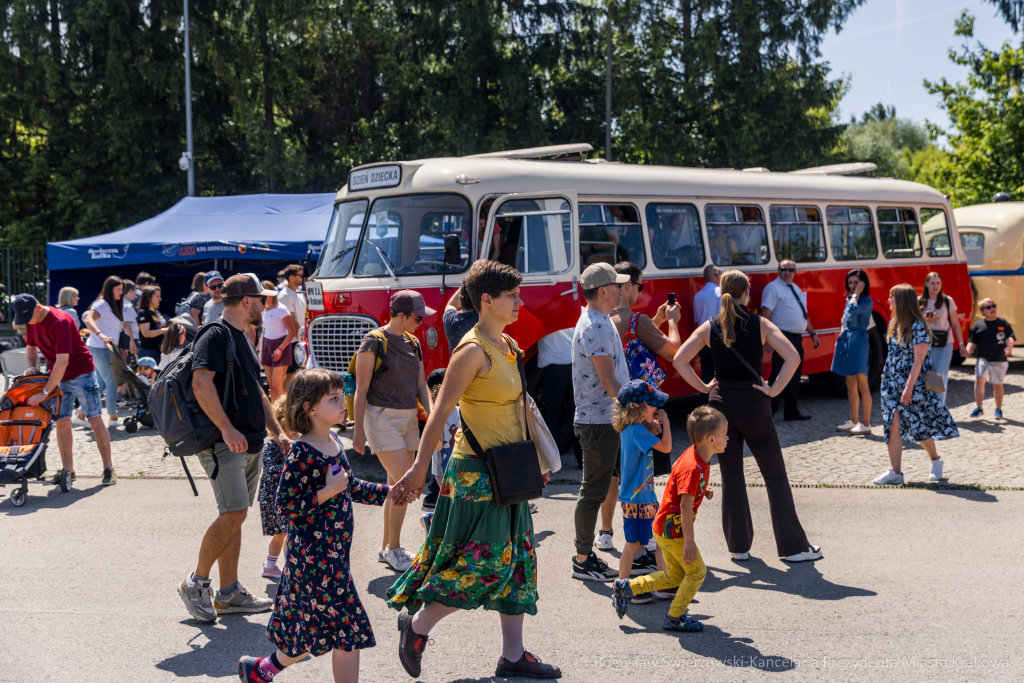 BS-250601-BSK_5830.jpg-Dzień Dziecka, Miszalski  Autor: B. Świerzowski