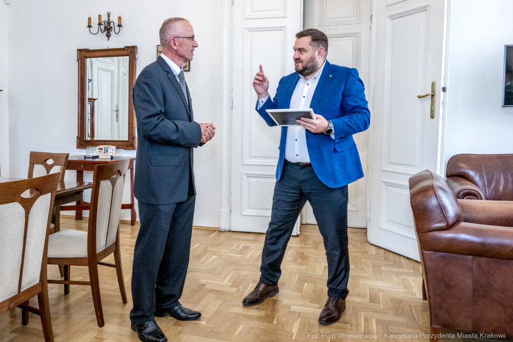 PW_512_007_fot. Piotr Wojnarowski.jpg-Sęk, dyplomy, stacje diagnostyczne, wręczenie, zdjęcia  Autor: P. Wojnarowski