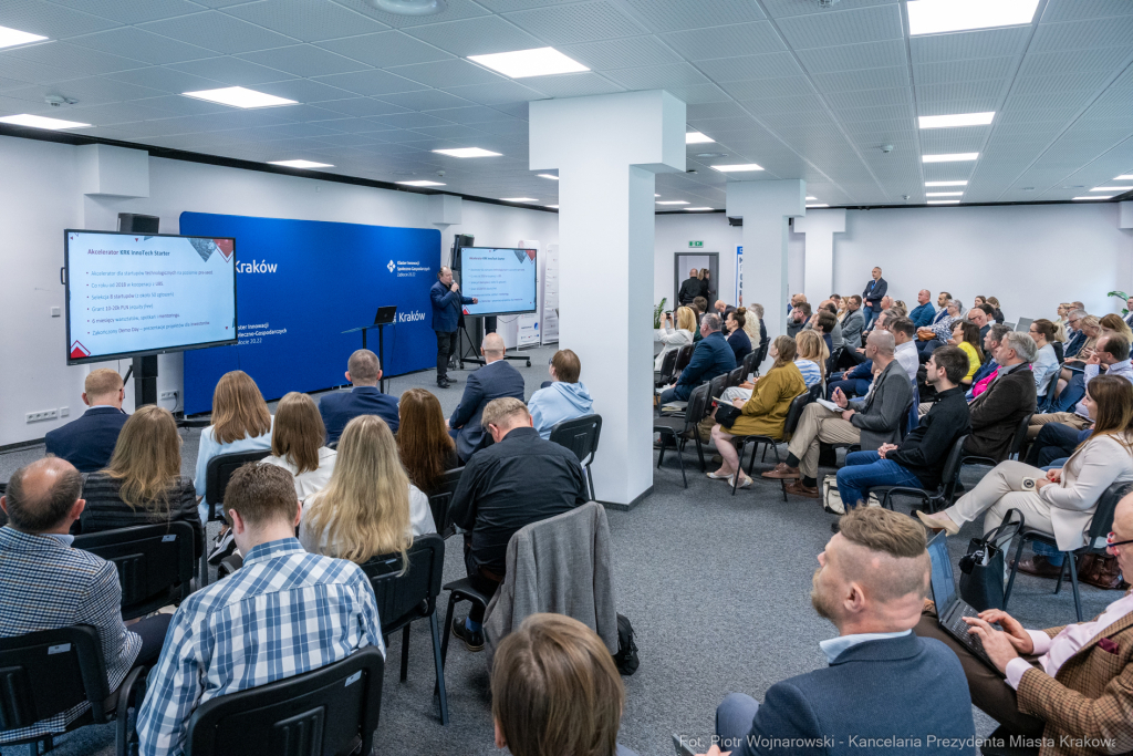 Mazur, spotkanie, przedsiębiorcy, klaster, Zabłocie, Polska Strefa Inwestycji  Autor: P. Wojnarowski