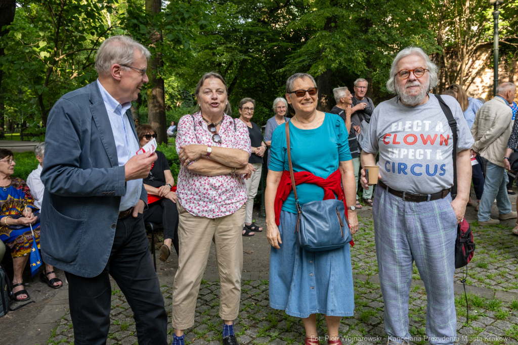 Toast za wolność, Klaman, Planty, Pytel, spotkanie, zdjęcia  Autor: P. Wojnarowski