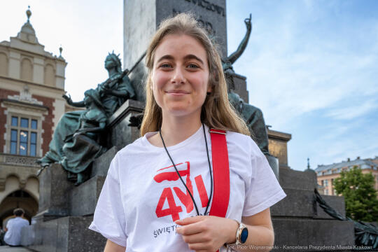 PW_517_009_fot. Piotr Wojnarowski.jpg-Polonez Wolności, Kracik, Rynek, taniec, zdjęcia, rocznica