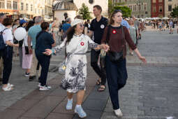 PW_517_020_fot. Piotr Wojnarowski.jpg-Polonez Wolności, Kracik, Rynek, taniec, zdjęcia, rocznica