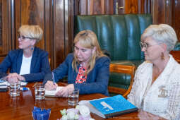 PW_515_008_fot. Piotr Wojnarowski.jpg-Miszalski, spotkanie, Nona Zicheman, zdjęcia, UNICEF