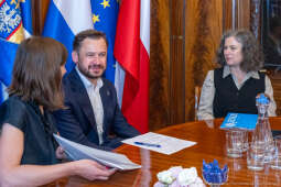 PW_515_009_fot. Piotr Wojnarowski.jpg-Miszalski, spotkanie, Nona Zicheman, zdjęcia, UNICEF