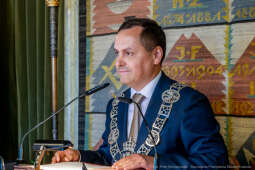 Honorowy Obywatel, Boniecki, Adam, uroczystość, zdjęcia, Tygodnik Powszechny