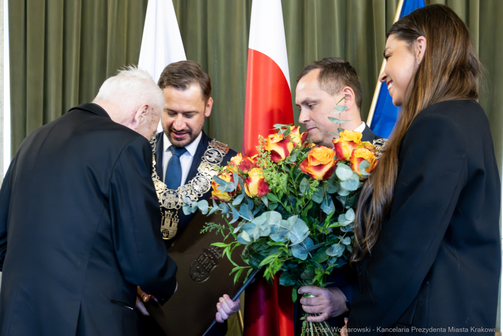 Honorowy Obywatel, Boniecki, Adam, uroczystość, zdjęcia, Tygodnik Powszechny  Autor: P. Wojnarowski