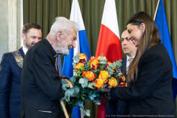 Honorowy Obywatel, Boniecki, Adam, uroczystość, zdjęcia, Tygodnik Powszechny