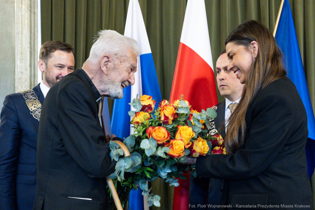 Honorowy Obywatel, Boniecki, Adam, uroczystość, zdjęcia, Tygodnik Powszechny  Autor: P. Wojnarowski