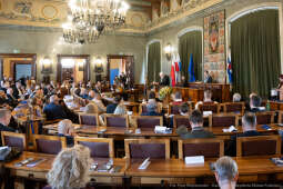 Honorowy Obywatel, Boniecki, Adam, uroczystość, zdjęcia, Tygodnik Powszechny