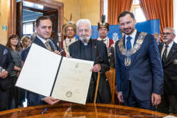 Honorowy Obywatel, Boniecki, Adam, uroczystość, zdjęcia, Tygodnik Powszechny