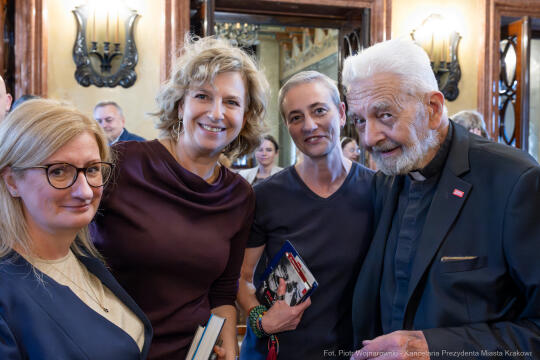 Honorowy Obywatel, Boniecki, Adam, uroczystość, zdjęcia, Tygodnik Powszechny