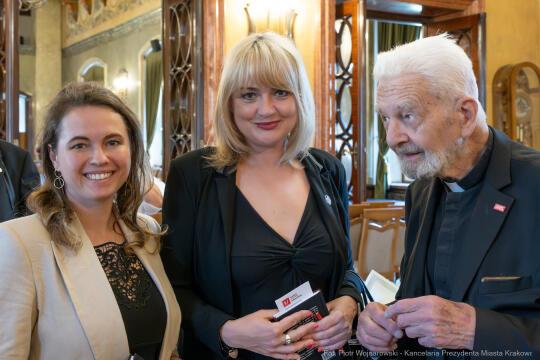 Honorowy Obywatel, Boniecki, Adam, uroczystość, zdjęcia, Tygodnik Powszechny