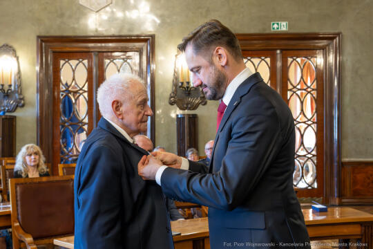 PW_521_038_fot. Piotr Wojnarowski.jpg-Miszalski, Honoris Gratia, wręczenie, święto miasta, HG