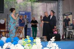 DSCF0137.jpg-Jubileuszowe „Spotkanie w Ogrodzie u Helclów”.