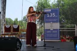 DSCF0179.jpg-Jubileuszowe „Spotkanie w Ogrodzie u Helclów”.
