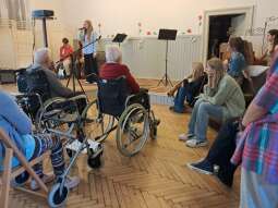 20250612_100803.jpg-Kolejna miła wizyta uczniów z „Dziesiątki”.