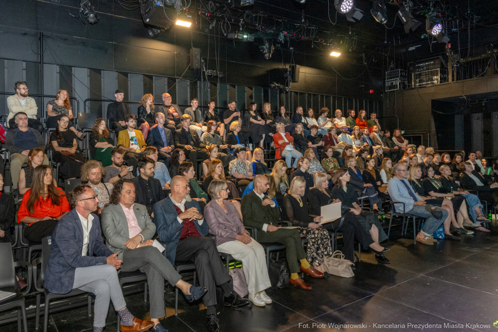 PW_525_002_fot. Piotr Wojnarowski.jpg-gala, Klaman, stypendia twórcze, KTO, wręczenie  Autor: P. Wojnarowski