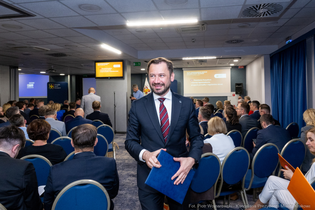 PW_527_002_fot. Piotr Wojnarowski.jpg-Związek Miast Polskich, Miszalski, zgromadzenie  Autor: P. Wojnarowski