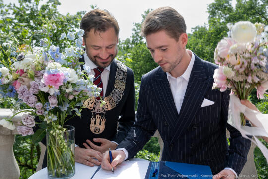 PW_528_021_fot. Piotr Wojnarowski.jpg-Miszalski, ślub, Przegorzały, WOŚP, licytacja