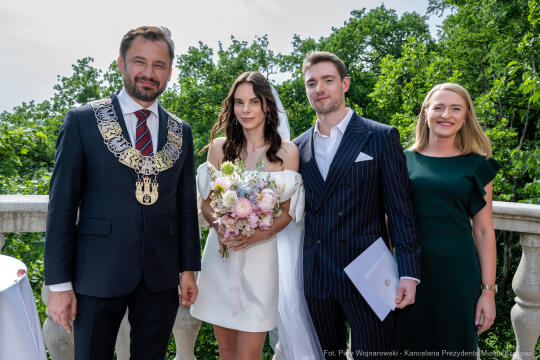 PW_528_029_fot. Piotr Wojnarowski.jpg-Miszalski, ślub, Przegorzały, WOŚP, licytacja