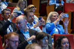 PW_529_007_fot. Piotr Wojnarowski.jpg-Cities Forum, Klaman, panel, ICE