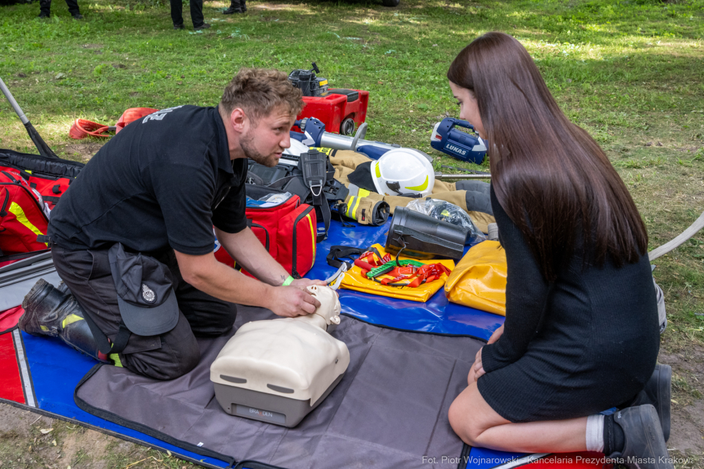 Miszalski, Sęk, Wadów, festyn, zabawa, Kabaret Julki, dzielnica XVII  Autor: P. Wojnarowski