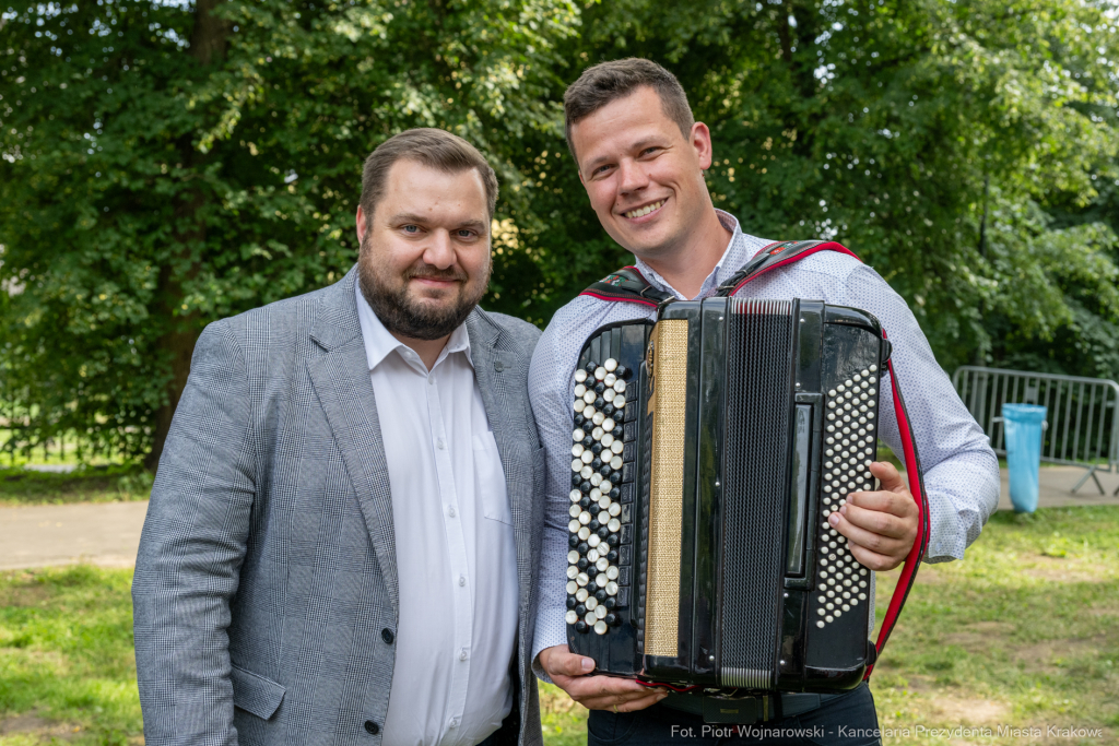 Miszalski, Sęk, Wadów, festyn, zabawa, Kabaret Julki, dzielnica XVII  Autor: P. Wojnarowski