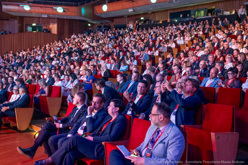 PW_533_007_fot. Piotr Wojnarowski.jpg-Miszalski, ABSL, kongres, otwarcie, ICE  Autor: P. Wojnarowski