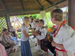 20250624_113324.jpg-Jedenaste Świętojańskie pląsy na Łanowej 39.