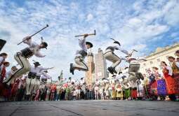 Event promujący lato w Zakopanem 10.jpg-zakopane, kraków, event na rynku