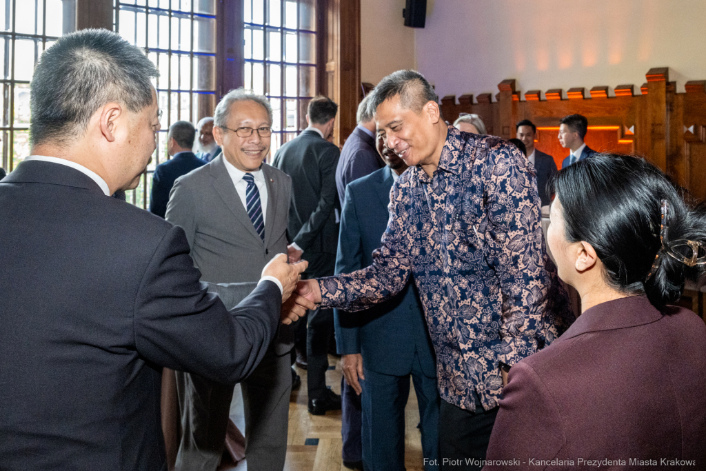 powitanie, UMK, gubernatorzy, ASEF, Klaman, Radwan-Röhrenschef  Autor: P. Wojnarowski