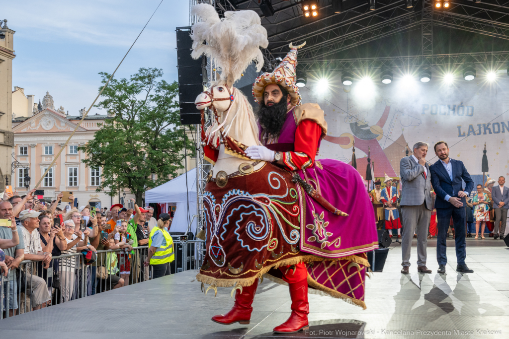 PW_535_021_fot. Piotr Wojnarowski.jpg-Lajkonik, orszak, Miszalski, pochód, tradycja, zdjęcia  Autor: P. Wojnarowski