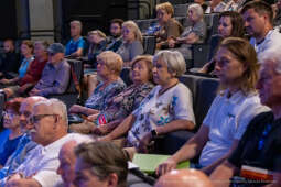 BS-250625-BSK_4056.jpg-Ławka Dialogu, Miszalski, Sęk