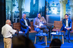 BS-250625-BSK_4104.jpg-Ławka Dialogu, Miszalski, Sęk