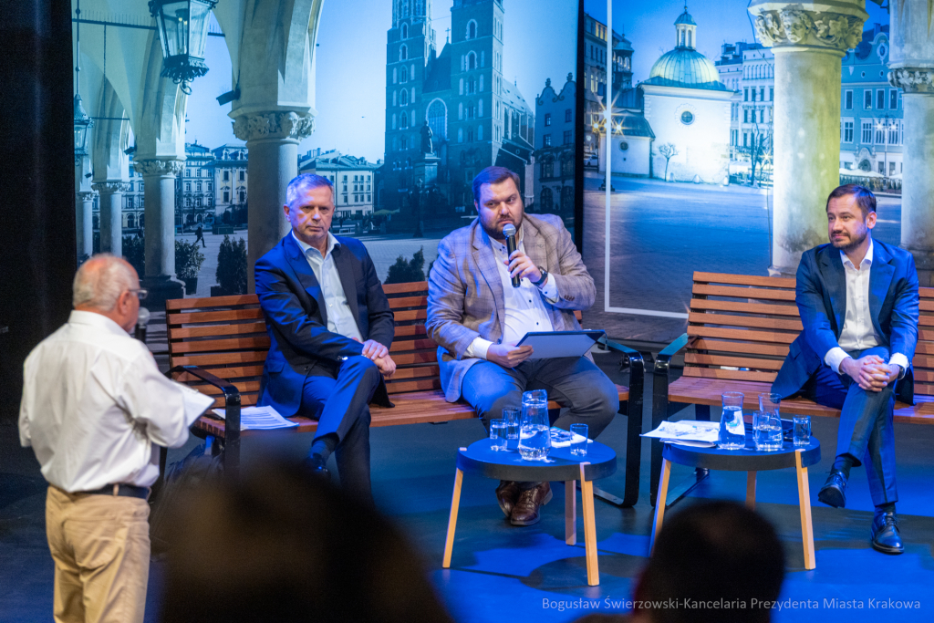 BS-250625-BSK_4104.jpg-Ławka Dialogu, Miszalski, Sęk  Autor: B. Świerzowski