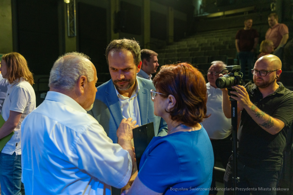 BS-250625-BSK_4387.jpg-Ławka Dialogu, Miszalski, Sęk  Autor: B. Świerzowski