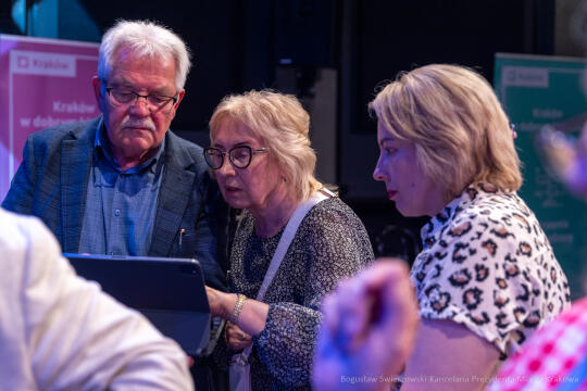 BS-250625-BSK_4409.jpg-Ławka Dialogu, Miszalski, Sęk