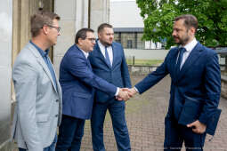 umowa, Swiatowid, muzeum, Miszalski, Sęk,. Niezabitowski, Muzeum Nowej Huty