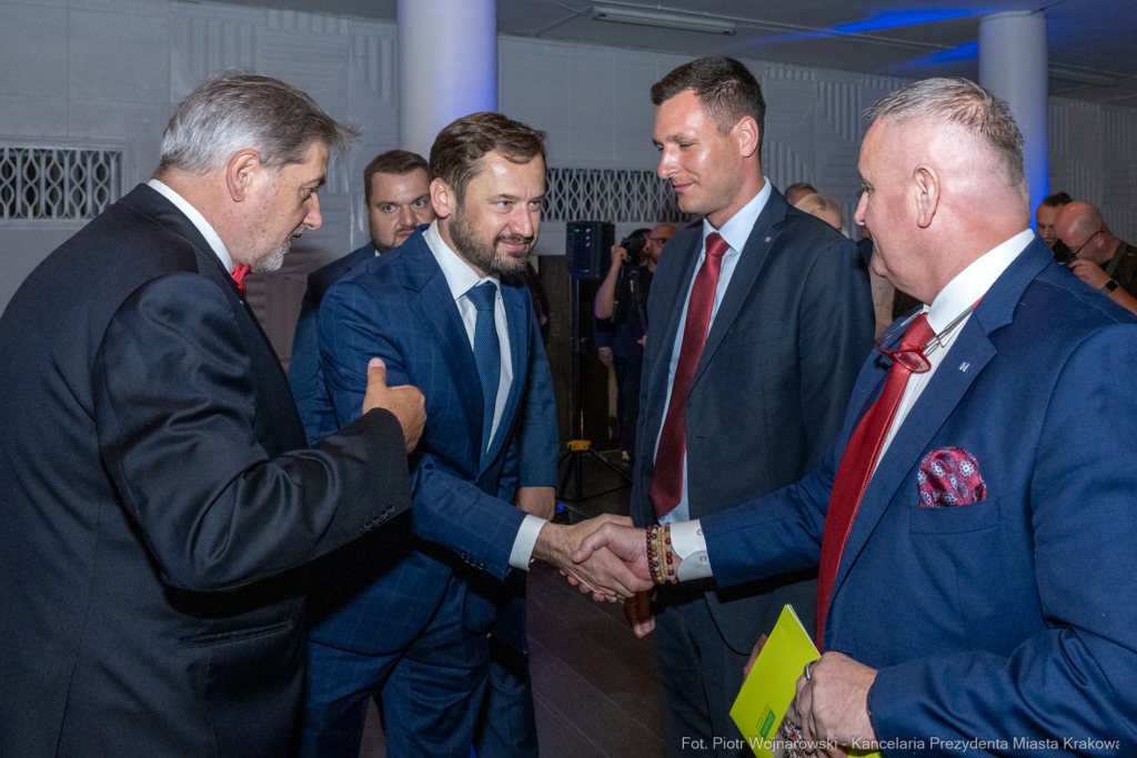 umowa, Swiatowid, muzeum, Miszalski, Sęk,. Niezabitowski, Muzeum Nowej Huty  Autor: P. Wojnarowski