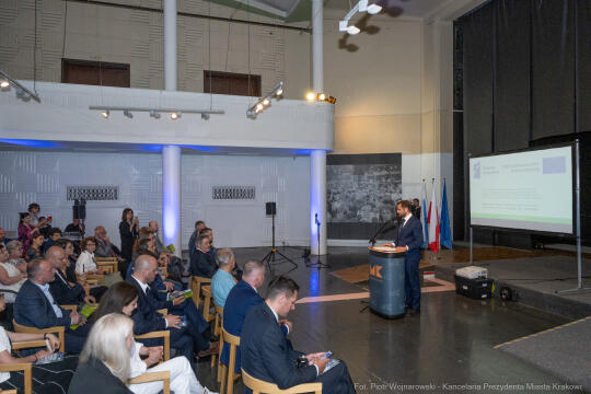 umowa, Swiatowid, muzeum, Miszalski, Sęk,. Niezabitowski, Muzeum Nowej Huty