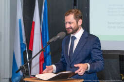 umowa, Swiatowid, muzeum, Miszalski, Sęk,. Niezabitowski, Muzeum Nowej Huty